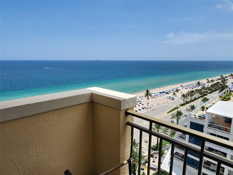 Condo for sale at The Atlantic Hotel 1116