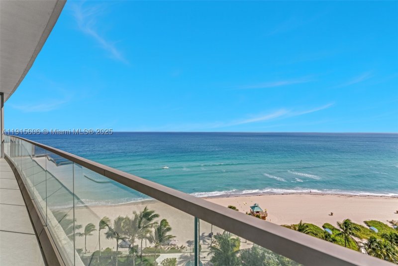 Condo for sale at Residences by Armani / Casa 1002