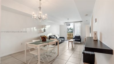 Comprar apartamento no Surfside Palms 103