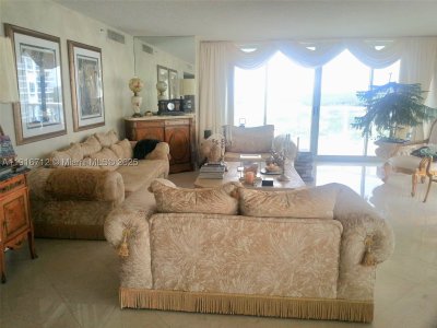 Comprar apartamento en Oceania 4 1246