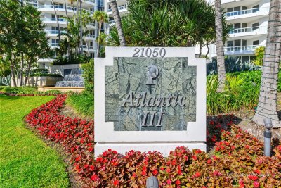 Comprar apartamento no Atlantic Three at The Point 2001