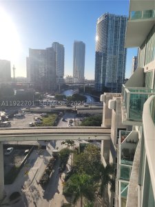 Aluguel de apartamento no Brickell on the River South 710