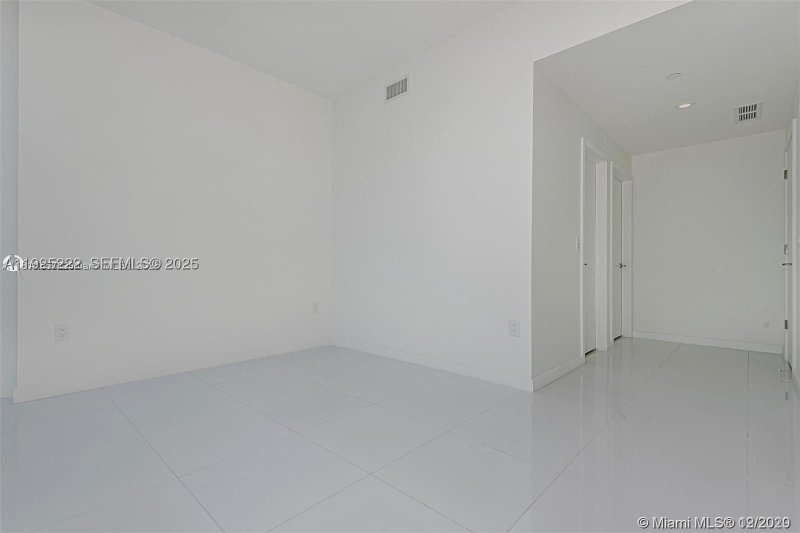 Condo for sale at Paramount Miami WorldCenter 1608