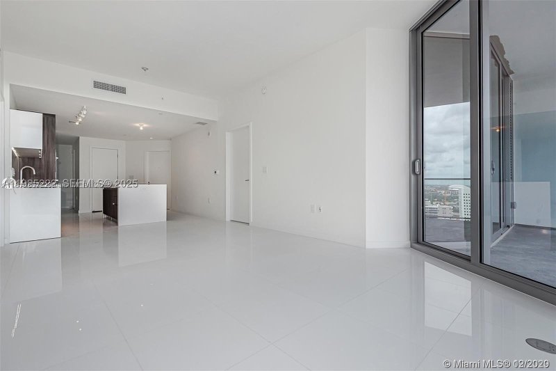 Condo for sale at Paramount Miami WorldCenter 1608