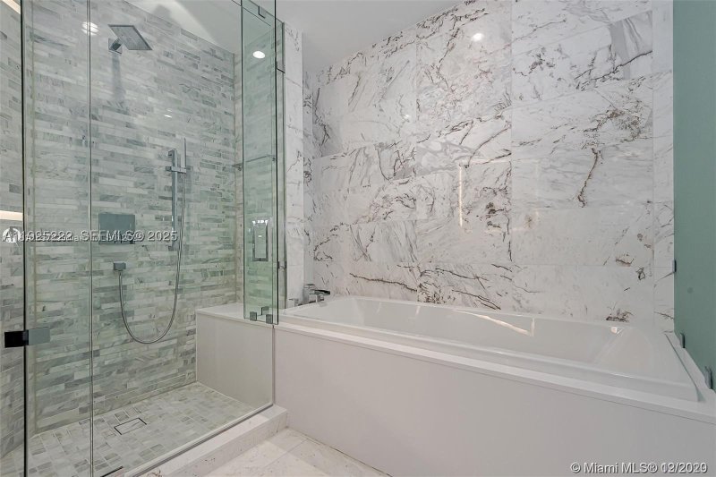 Condo for sale at Paramount Miami WorldCenter 1608