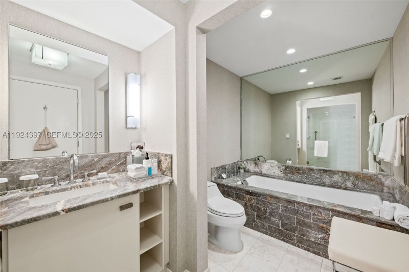 Condo for sale at Ritz Carlton Residences Fort Lauderdale Beach R1904