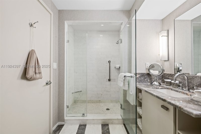 Condo for sale at Ritz Carlton Residences Fort Lauderdale Beach R1904