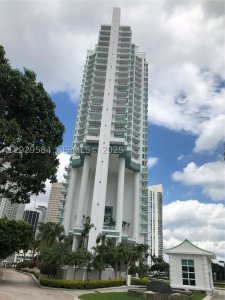 Comprar apartamento en Asia on Brickell 1602