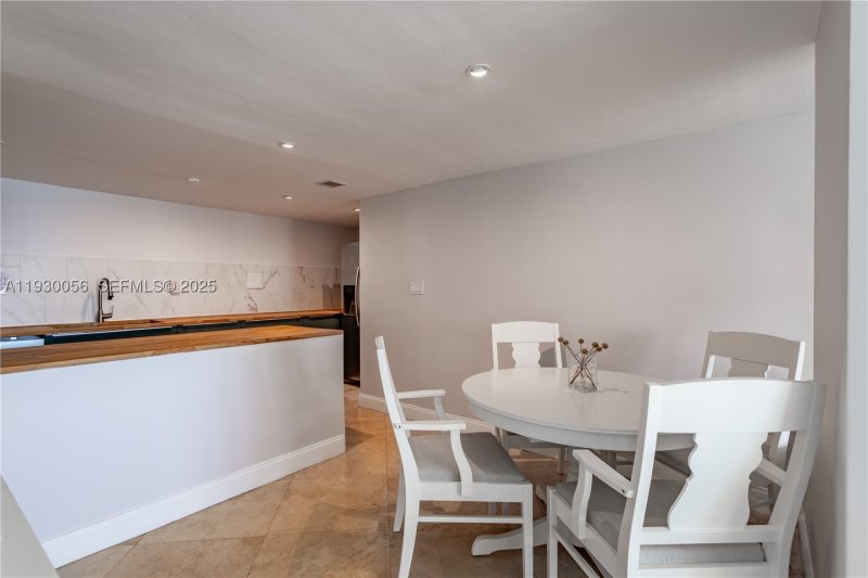 Alquiler de apartamento en Mirador North Tower 526