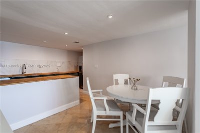 Alquiler de apartamento en Mirador North Tower 526