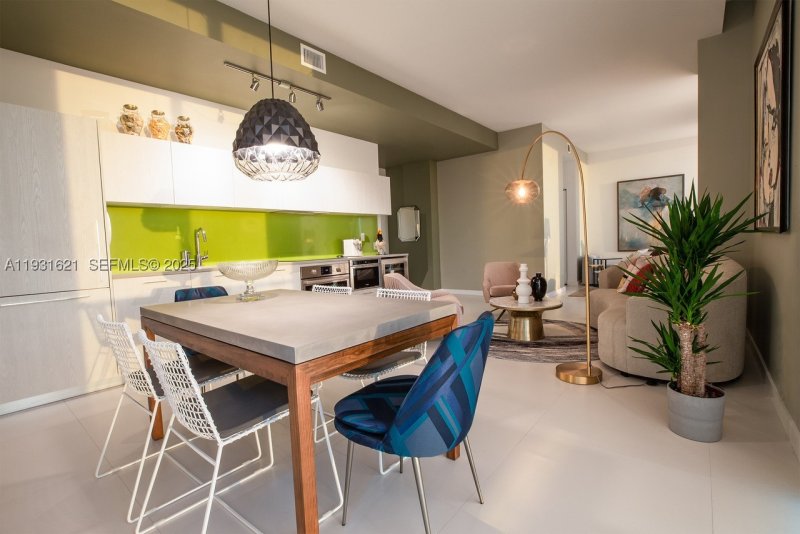 Condo for sale at Paraiso Bayviews PH4405