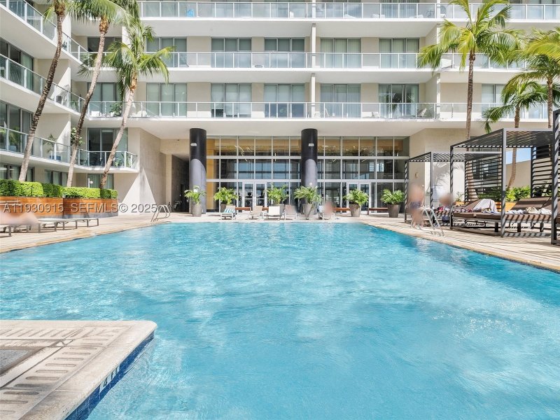 Condo for sale at Midtown Miami 2 H1605