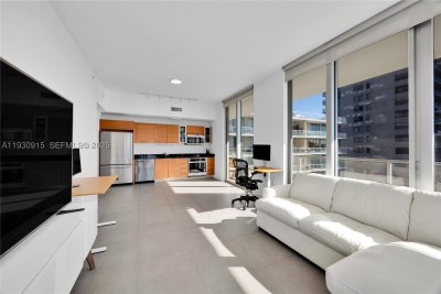 Comprar apartamento en Midtown Miami 2 H1605