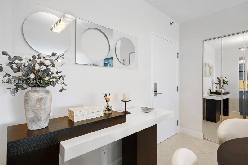 Alquiler de apartamento en Roney Palace 408