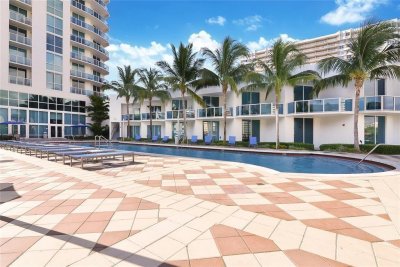 Comprar apartamento en Ocean Marine Yacht Club 910