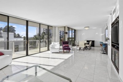 Comprar apartamento en Hamptons West 201