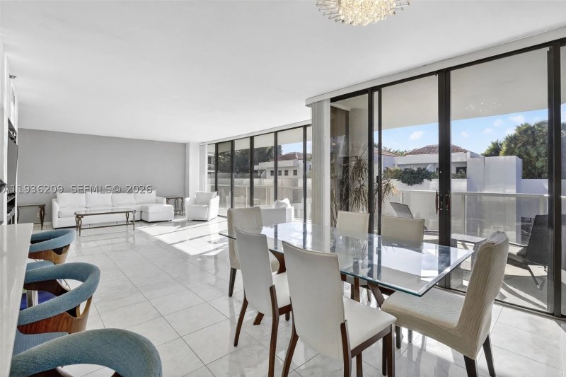 Condo for sale at Hamptons West 201