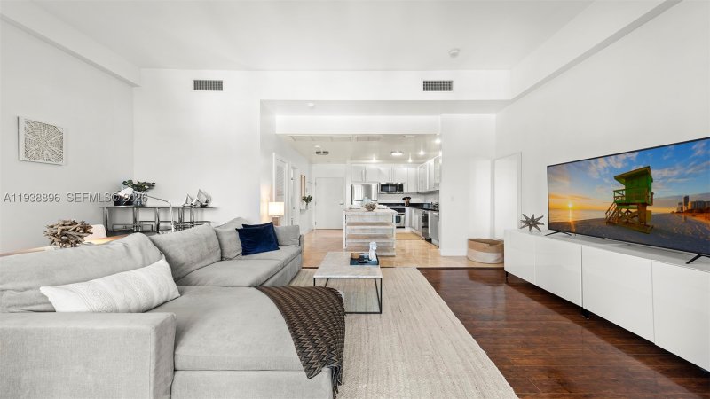 Comprar apartamento en Roney Palace 1632