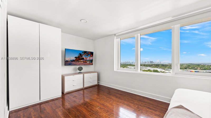 Comprar apartamento en Roney Palace 1632