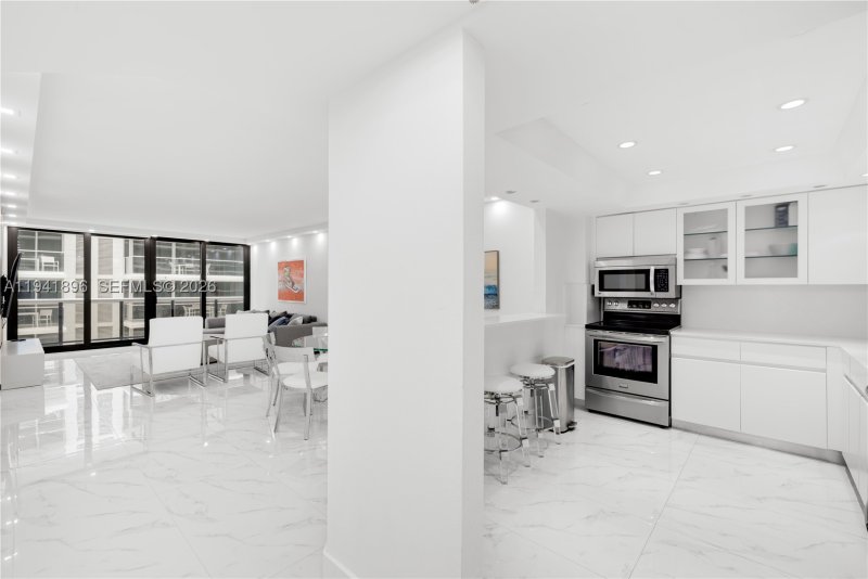 Comprar apartamento en The Waves Condo 806