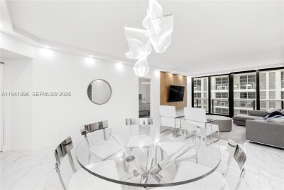 Comprar apartamento en The Waves Condo 806
