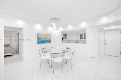 Comprar apartamento en The Waves Condo 806