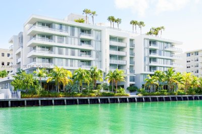 The Altair Bay Harbor Apt #310-2