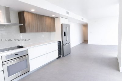 The Club at Bay Harbor Apt #804