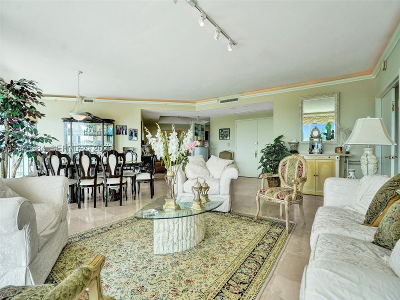 Comprar apartamento en Porto Vita 901