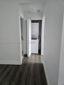 Comprar apartamento no 1800 Biscayne Plaza 503