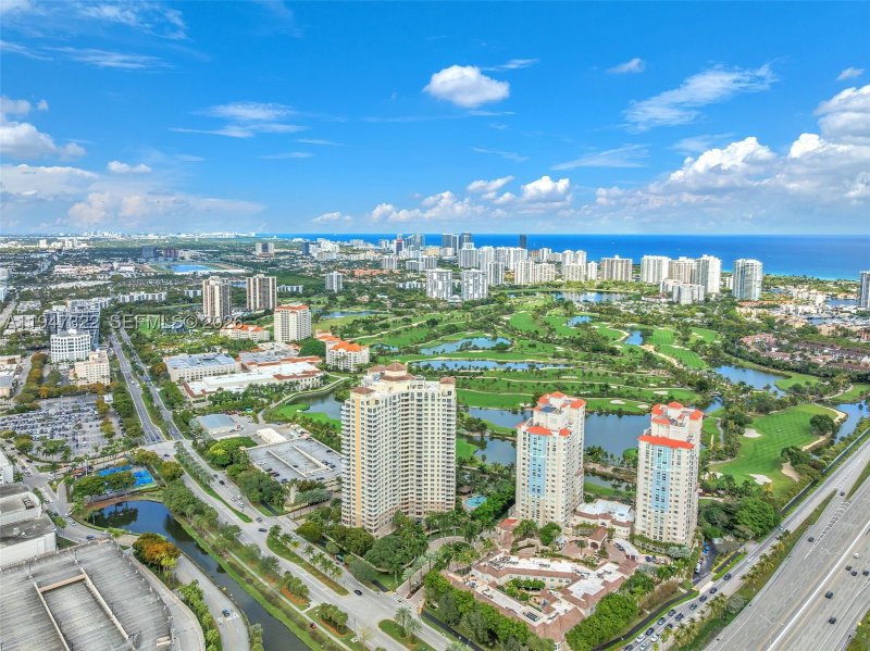 Condo for sale at Turnberry On The Green 505