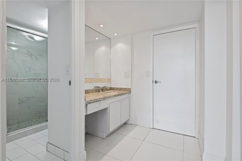 Apartment for rent at Coronado I 209