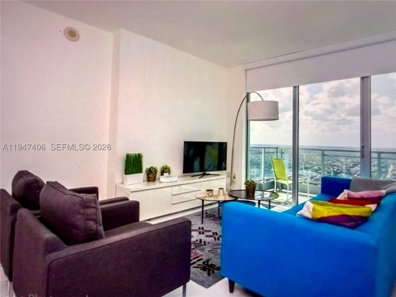 Comprar apartamento en Mint at Riverfront 4309