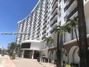 Condo for sale at Maison Grande 1131