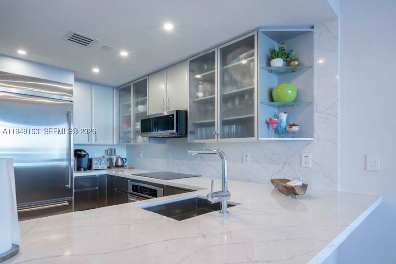 Apartment for rent at Bentley Bay North 411