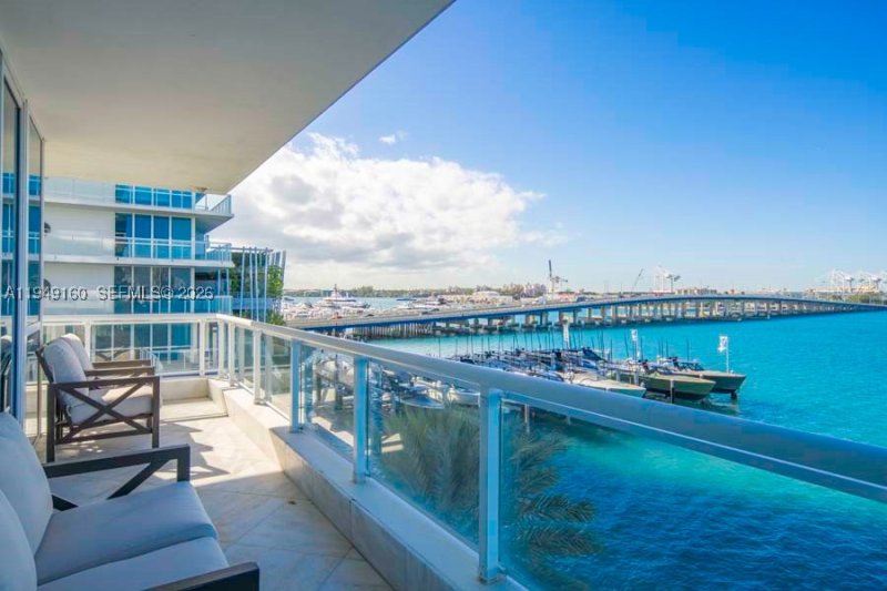 Apartment for rent at Bentley Bay North 411