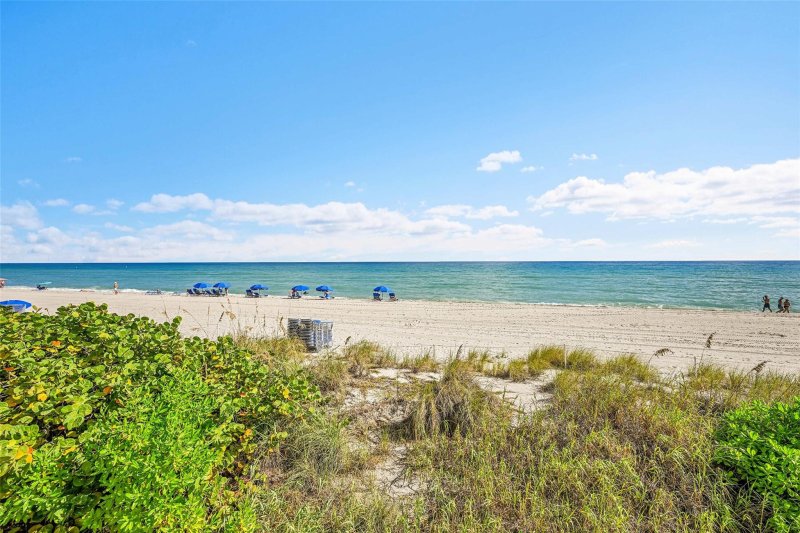 Apartment for rent at La Mer Estates Ts-601