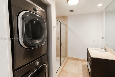 Comprar apartamento no Trump Royale 1507