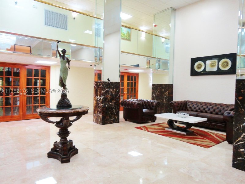 Condo for sale at Winston Towers