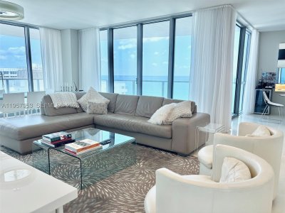 Aluguel de apartamento no Ocean Palms 1701