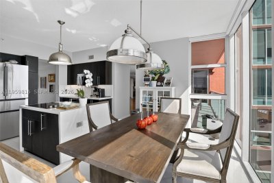 Comprar apartamento en Hidden Bay 2715