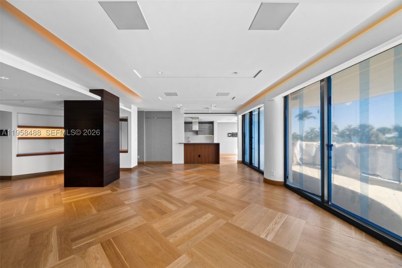 Condo for sale at Bal Harbour Tower Condo 3E