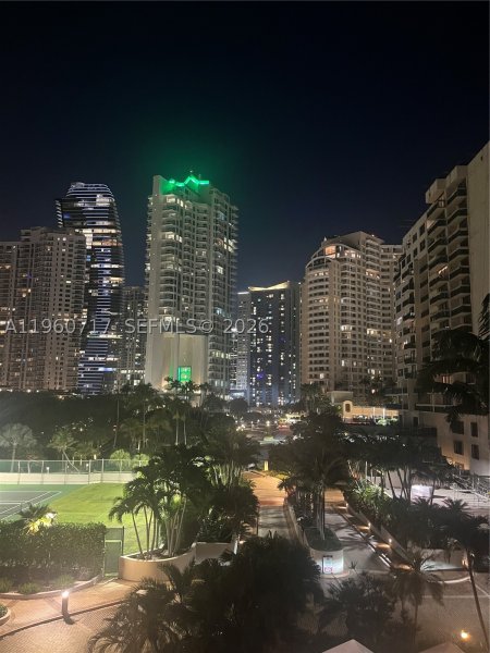 Comprar apartamento en Brickell Key One A610