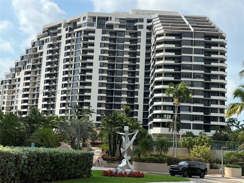 Comprar apartamento en Brickell Key One A610
