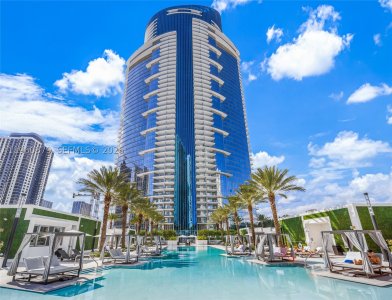 Paramount Miami WorldCenter Apt #204