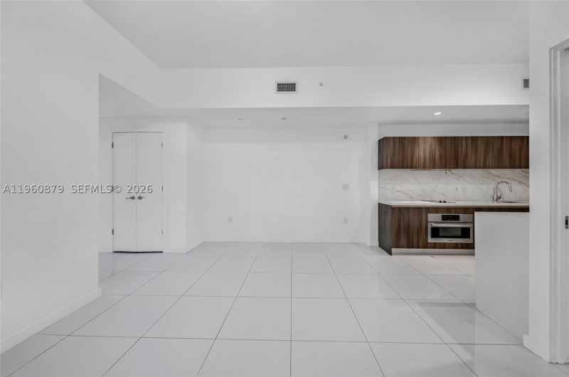 Condo for sale at Paramount Miami WorldCenter 204