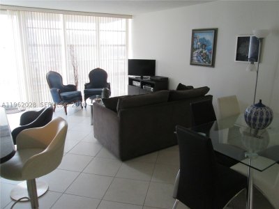 Comprar apartamento en Winston Towers 1706