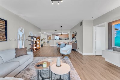 Comprar apartamento no One Fifty One at Biscayne 2201