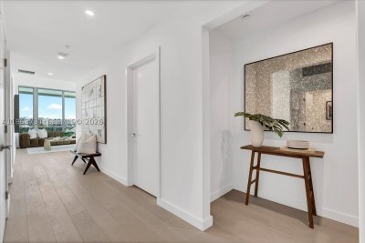 Comprar apartamento en La Baia South LPH01