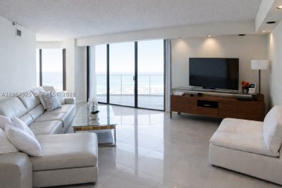 Comprar apartamento no Turnberry Isle 20G